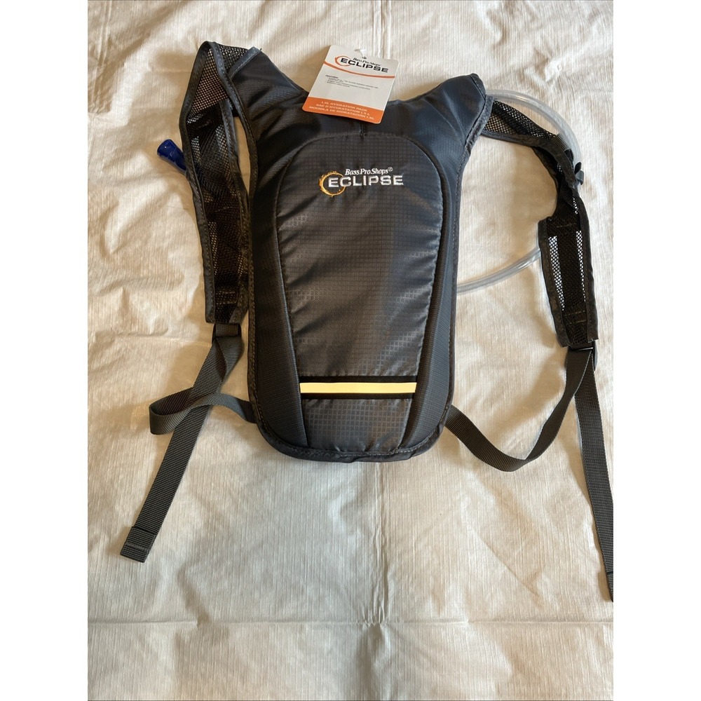 New Bass Pro Shops Eclipse 1.5L Hydration Pack Gray